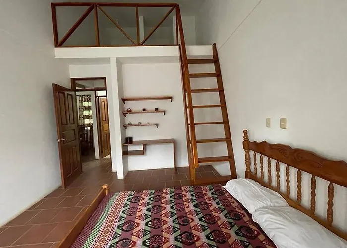Casa Dulce Nombre *